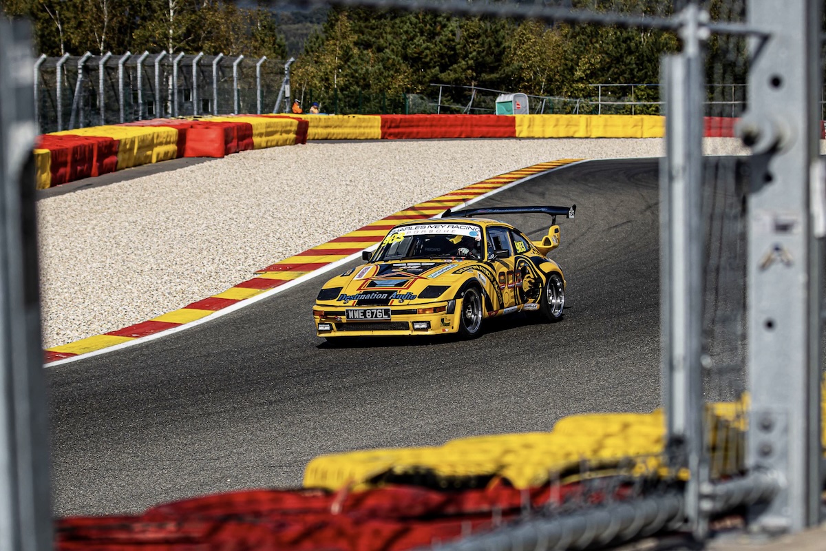 Having climbed Kemmel and cleared Les Combes, 903 now sets up for the final right-hander before the fast, flowing descent begins.