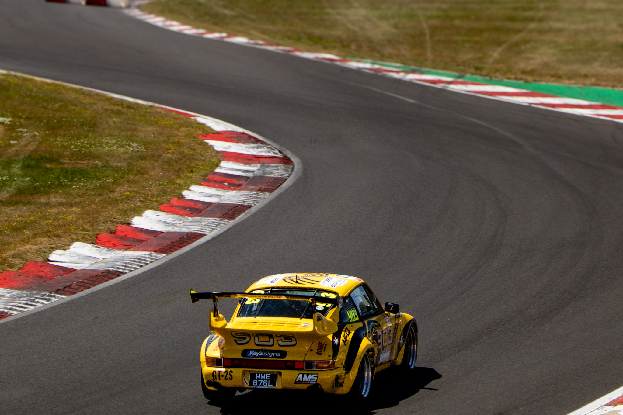 VANHAUEN RACING at Brands Hatch GP 2026 - Out into the country section of the Brands Hatch Grand Prix layout. © Sean Mulcahy 2026
